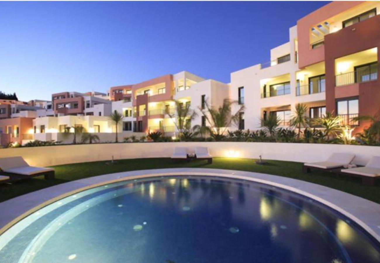 Apartment Vivi Homes - Elisa Pool, Gym & Sea View Marbella