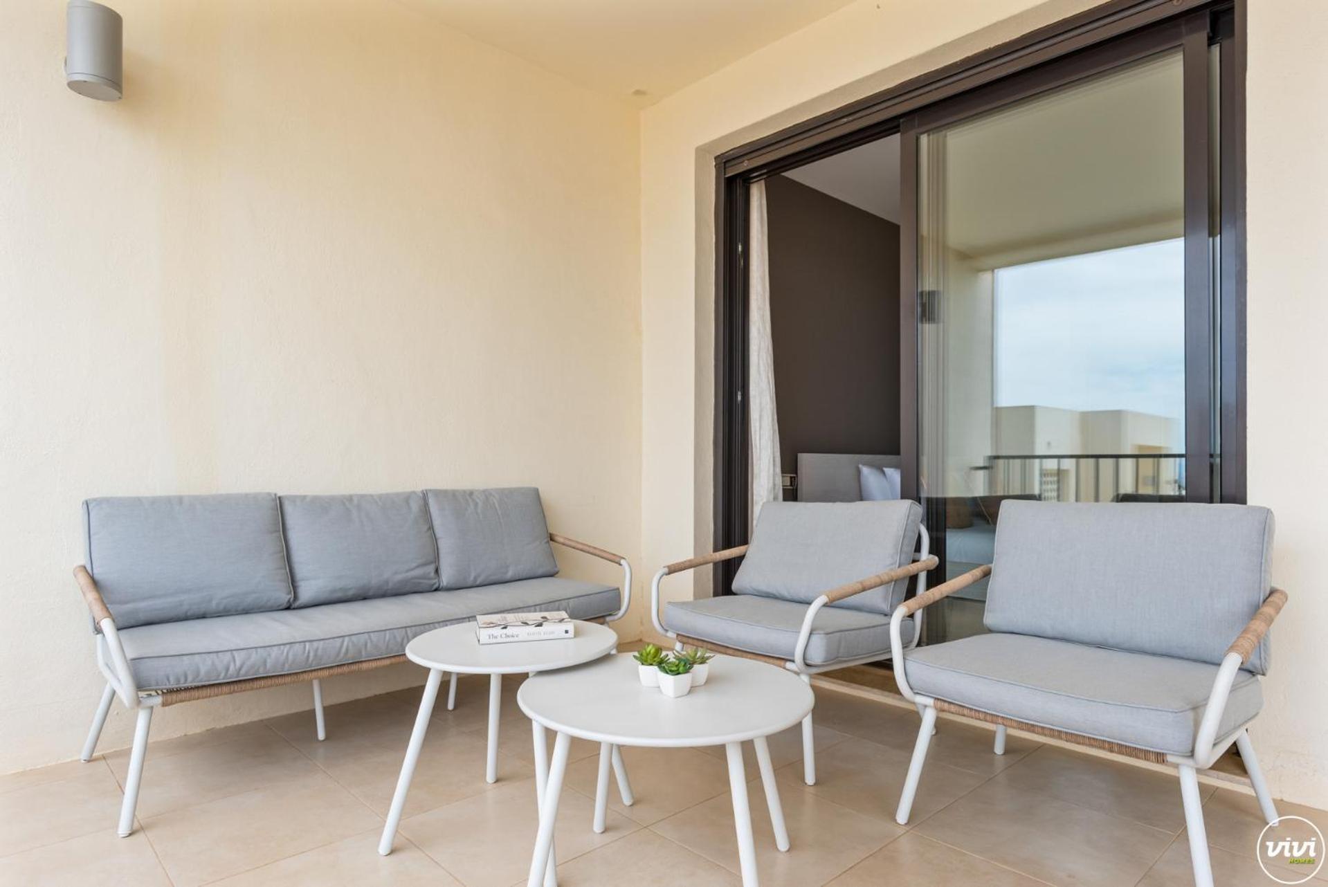 Vivi Homes - Elisa Pool, Gym & Sea View
