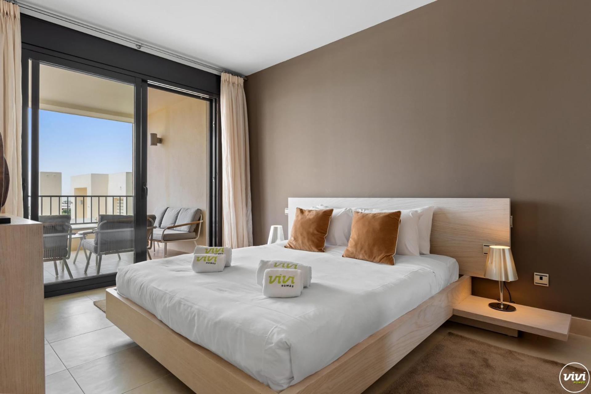 Vivi Homes - Elisa Pool, Gym & Sea View