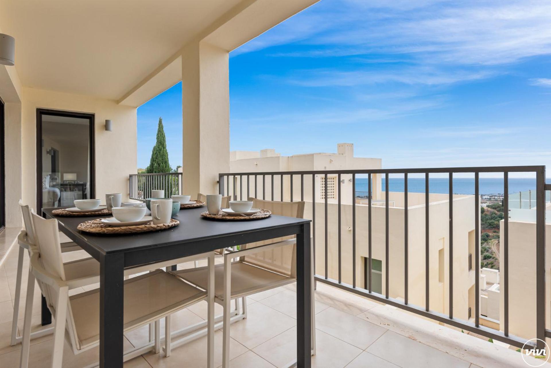 Apartment Vivi Homes - Elisa Pool, Gym & Sea View Marbella