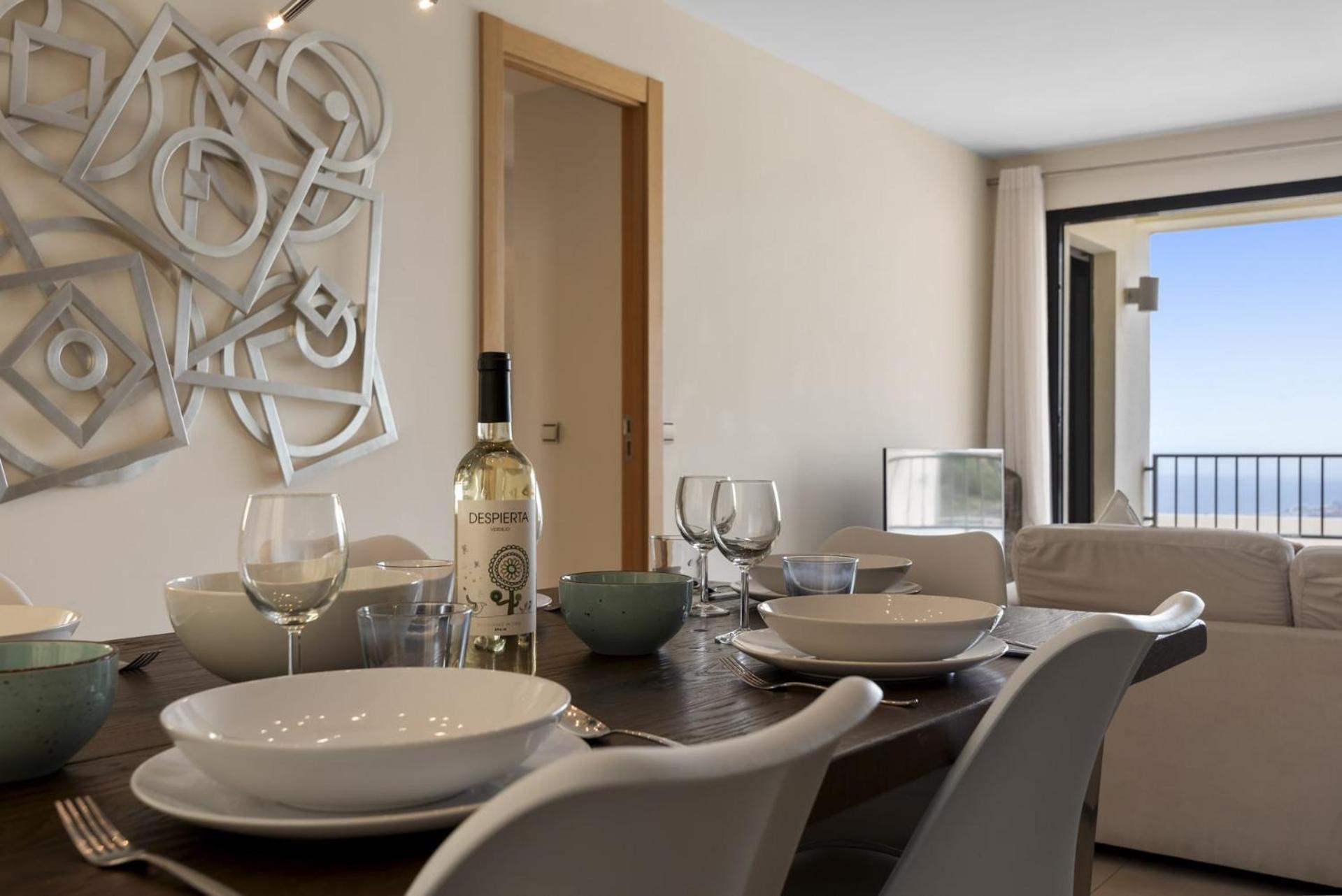Apartment Vivi Homes - Elisa Pool, Gym & Sea View